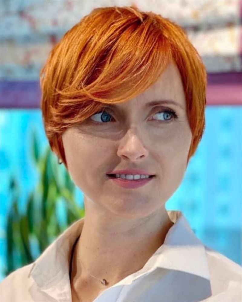 short pixie haircut for women